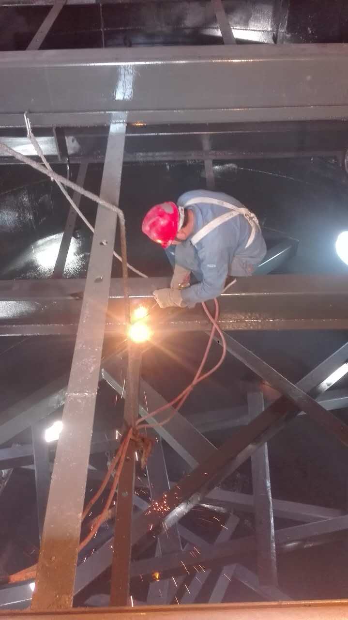 脫硫塔內(nèi)部防腐施工 脫硫塔內(nèi)部防腐施工