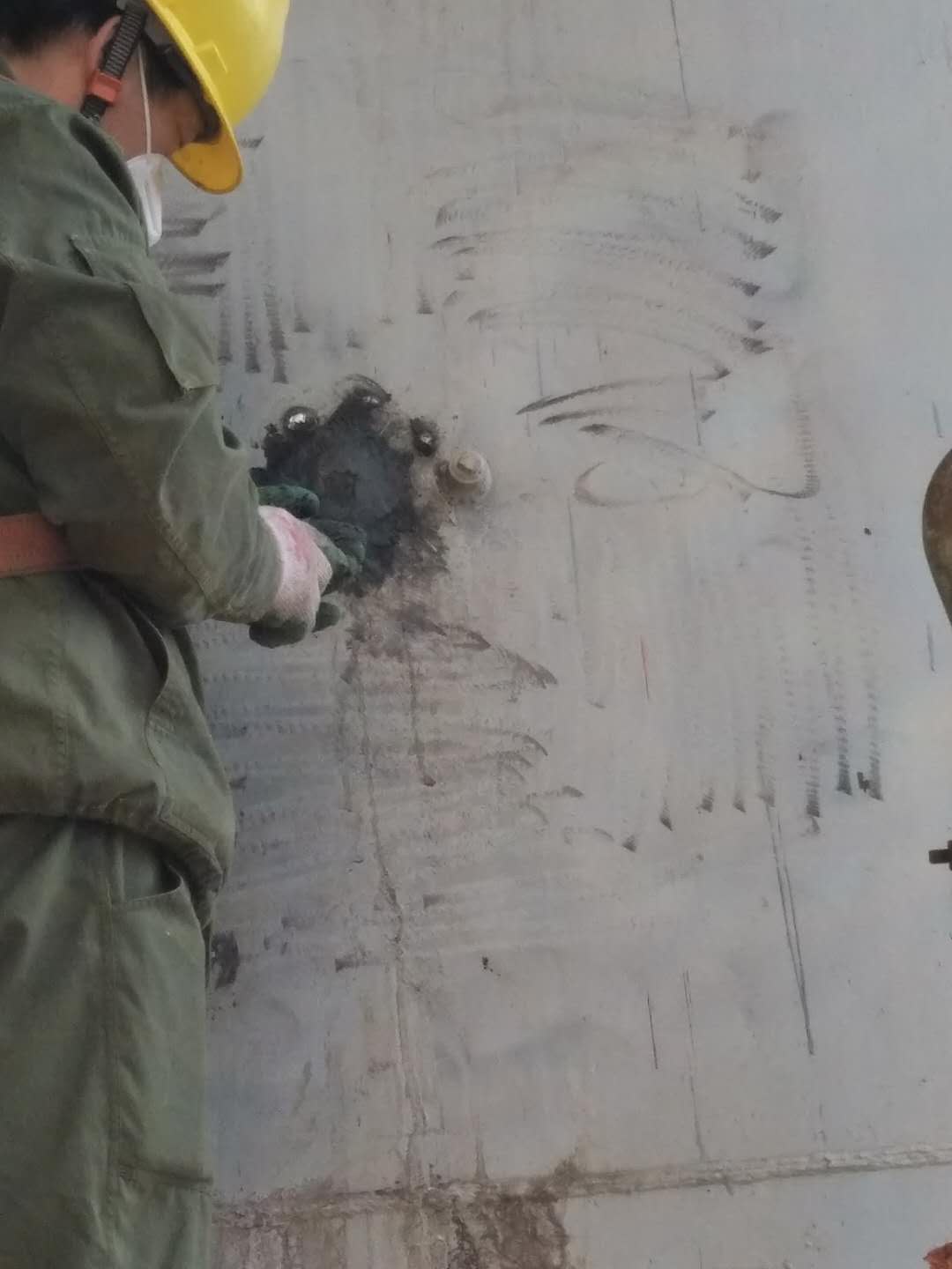 脫硫塔堵漏材料是工業(yè)用合成材料 脫硫塔堵漏材料是工業(yè)用合成材料